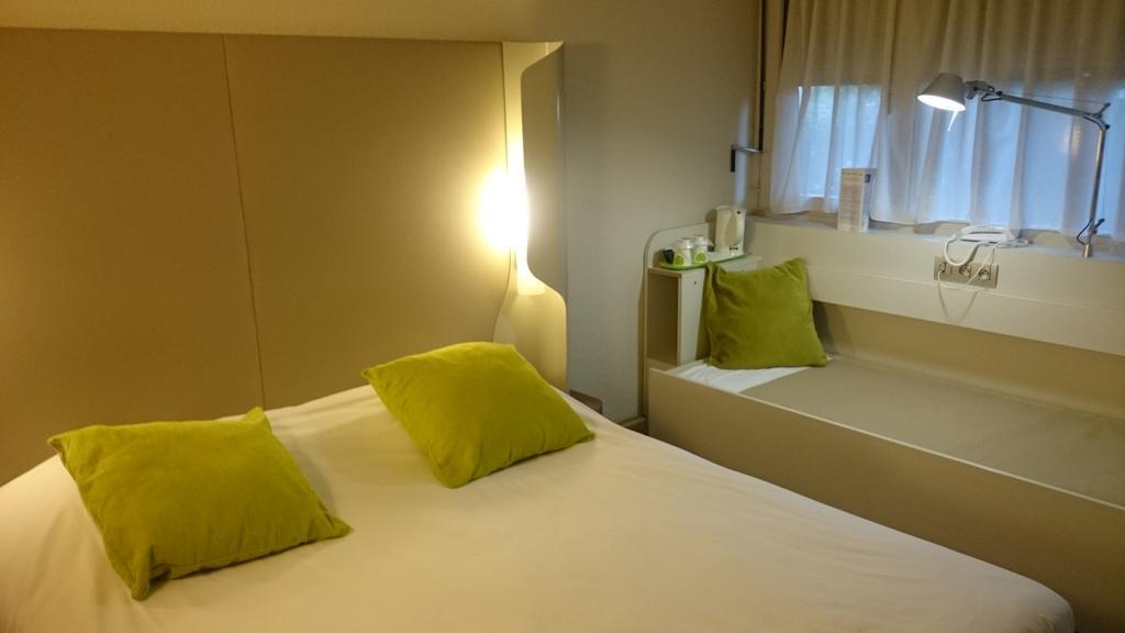 Hotel Campanile Bayonne Esterno foto
