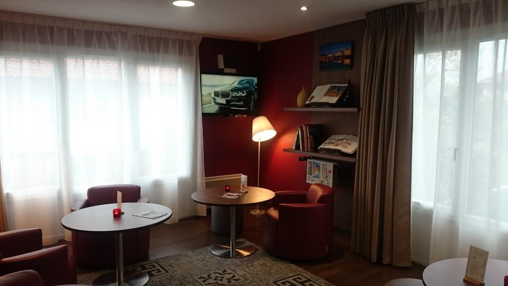 Hotel Campanile Bayonne Esterno foto
