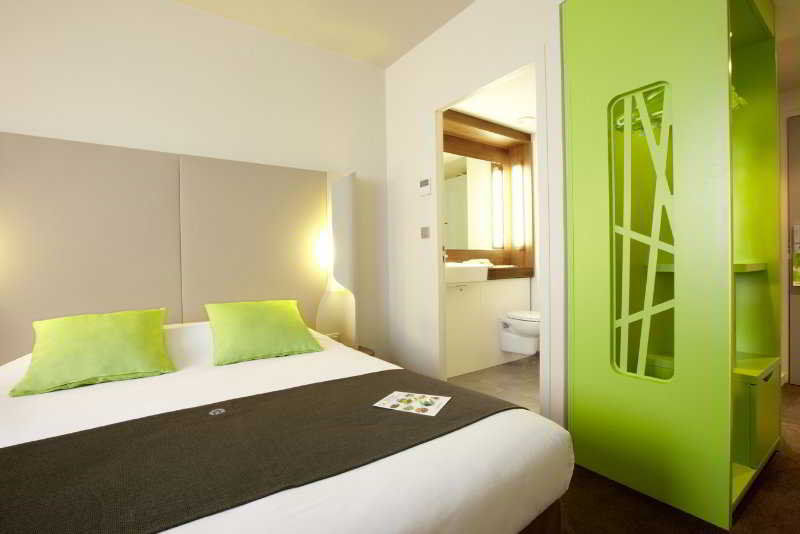 Hotel Campanile Bayonne Esterno foto